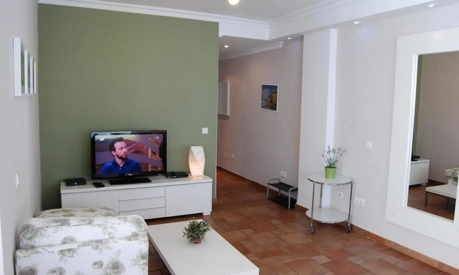 Apartment Ferienwohnung Fuer 6 Personen Ca 120 Qm In Nerja, Andalusien Costa Del Sol